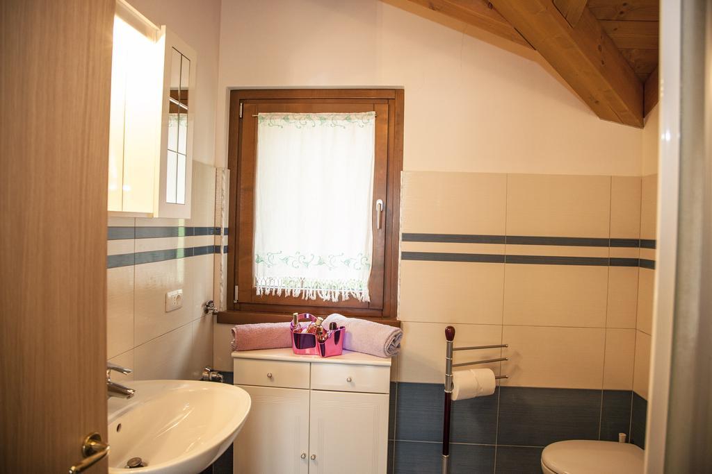 Casa Sole Daire Vercana Oda fotoğraf