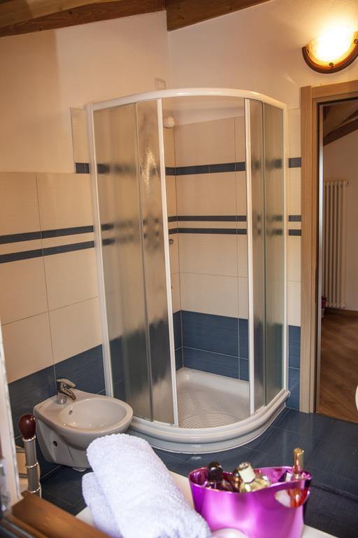 Casa Sole Daire Vercana Oda fotoğraf
