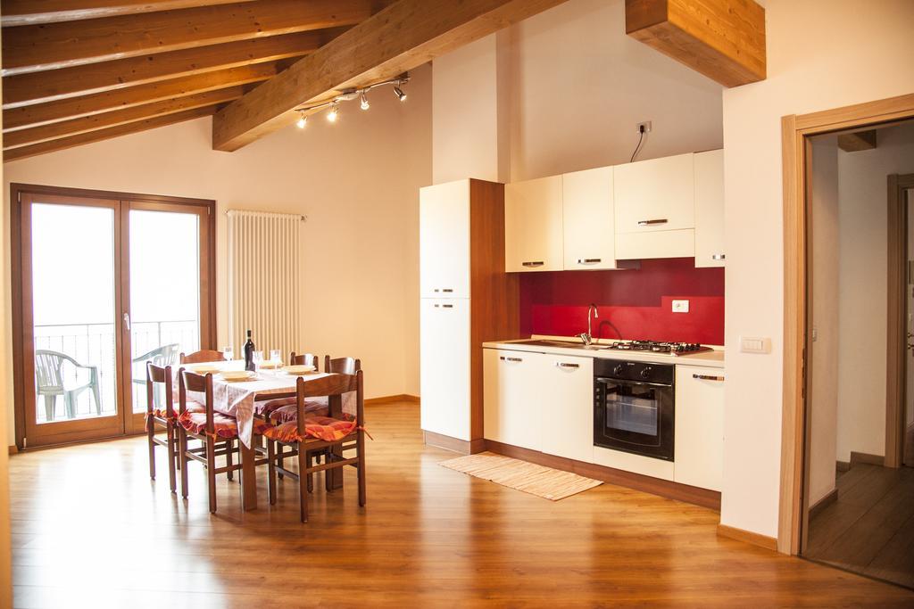 Casa Sole Daire Vercana Oda fotoğraf